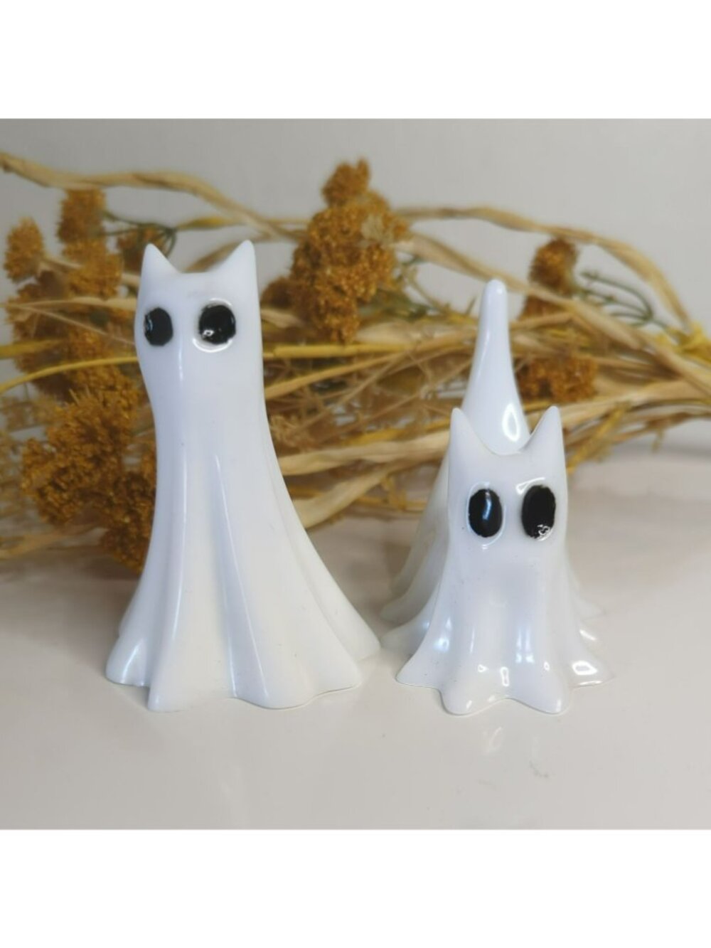 Handcrafted White Resin Ghost Cat Figurines Set Of 2 - Picture 2 of 6